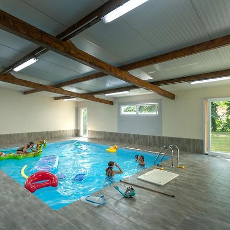 Le Chalet Airaines Dış mekan fotoğraf